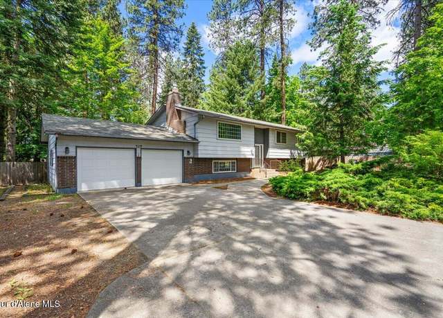 Property at 4277 W Fairway Dr, Coeur D'alene, ID 83815, 5 beds, 3 baths