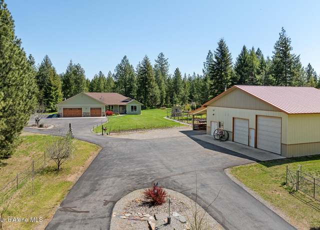 Property at 611 Cardinal Ln, Spirit Lake, ID 83869, 4 beds, 2.5 baths