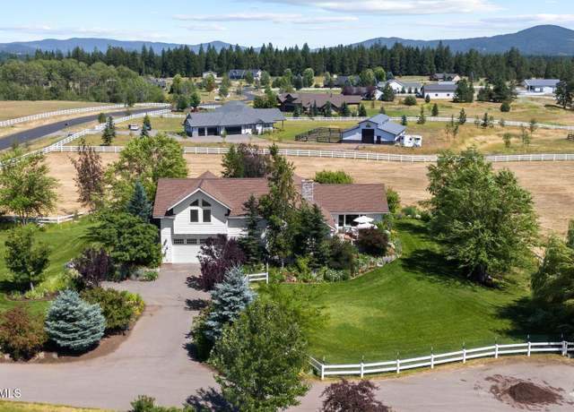 Property at 6232 W Quaking Aspen Dr, Coeur D'alene, ID 83814, 3 beds, 3.5 baths
