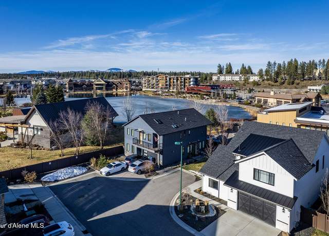 Property at 1853 W Felton Dr, Coeur D'alene, ID 83814, 3 beds, 3 baths