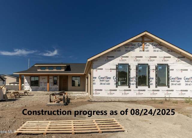 Property at 8039 W Splitrail Ave, Rathdrum, ID 83858, 4 beds, 3.5 baths