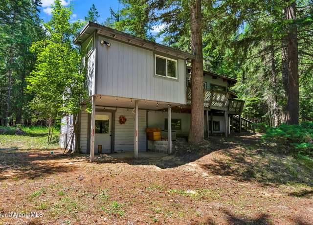 Property at 480 Mountain Meadows Rd, Naples, ID 83847, 2 beds, 1 bath