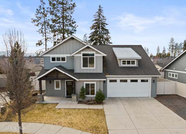 Property at 6845 N Baudelaire Dr, Coeur D'alene, ID 83815, 4 beds, 2.5 baths