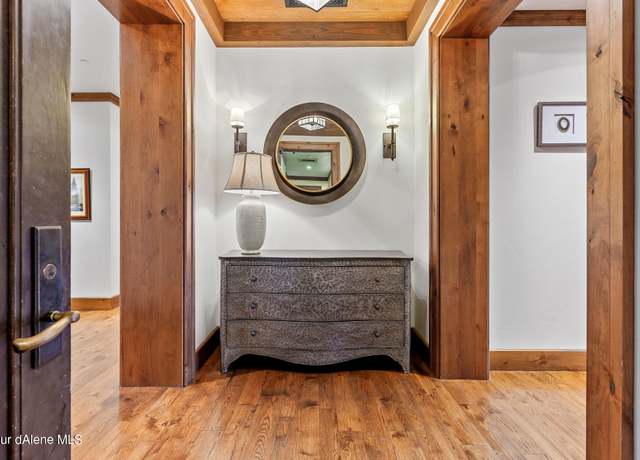 Property at 4669 S Arrow Point Dr #210, Harrison, ID 83833, 4 beds, 4 baths