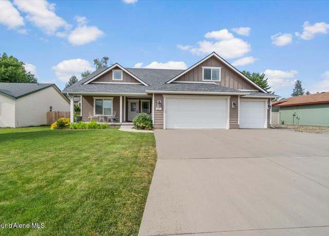 Property at 527 E Dana Ct, Hayden, ID 83835, 4 beds, 3 baths