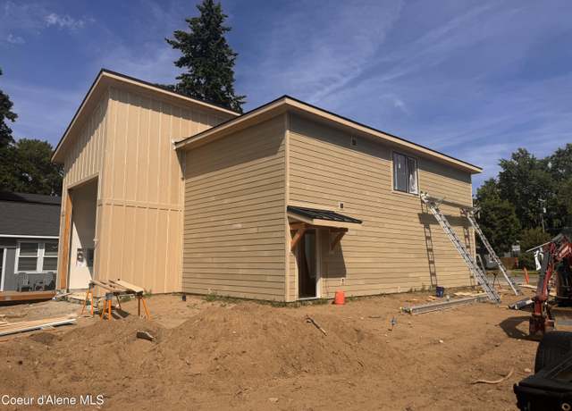Property at 1724 Lakeside Ave, Coeur D'alene, ID 83814, 1 bed, 1.5 baths
