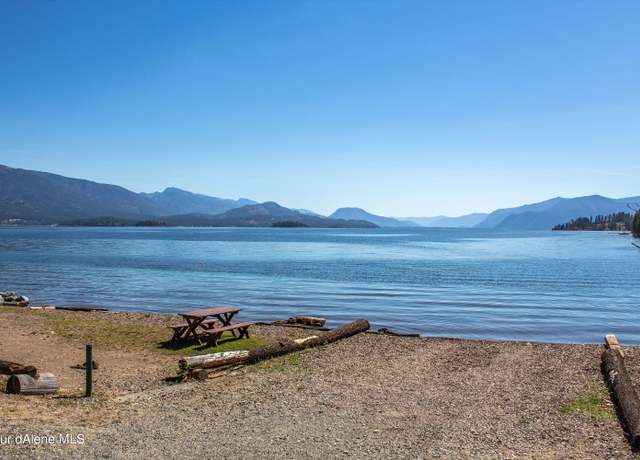 Property at 326 Sunrise Bay Rd, Sagle, ID 83860