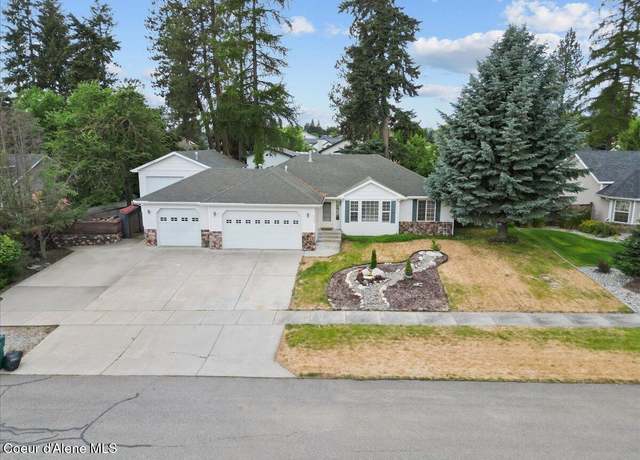 Property at 9301 N Drawbridge Ct, Hayden, ID 83835, 3 beds, 2 baths