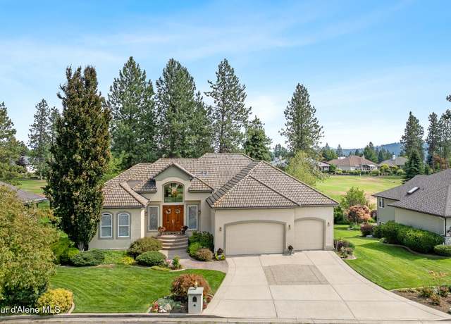 Property at 750 N Dundee Dr, Post Falls, ID 83854, 3 beds, 2.5 baths