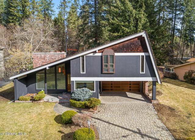 Property at 1669 E Evergreen Dr, Hayden Lake, ID 83835, 5 beds, 3.5 baths