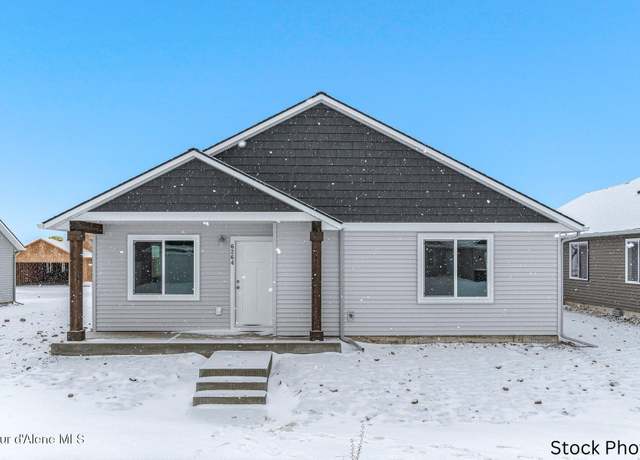 Property at 11633 N Railway Ave, Rathdrum, ID 83858, 3 beds, 2 baths