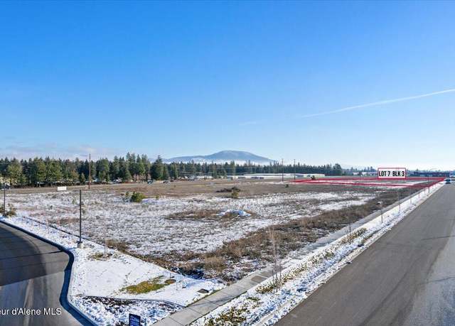 Property at 744 W Fryeburg Ave, Hayden, ID 83835