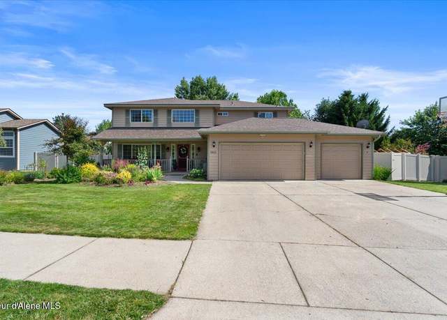 Property at 5812 N Harcourt Dr, Coeur D'alene, ID 83815, 4 beds, 3.5 baths