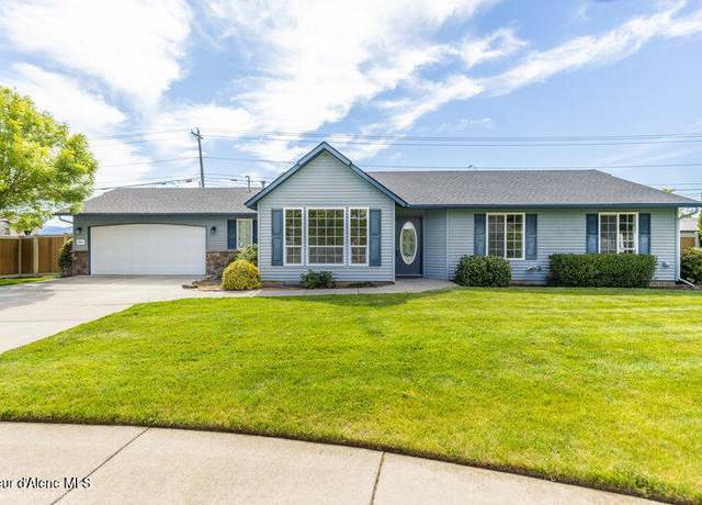 Property at 1555 W Benjamin Ave, Coeur D'alene, ID 83815, 3 beds, 2 baths