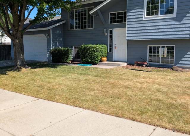 Property at 902 E Glacier Peak Dr, Post Falls, ID 83854, 4 beds, 2 baths