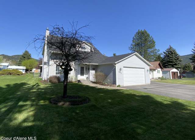 Property at 502 Lewiston Ave, Pinehurst, ID 83850, 4 beds, 2.5 baths