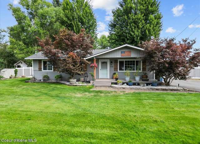 Property at 715 W Miles Ave, Hayden, ID 83835, 4 beds, 2 baths