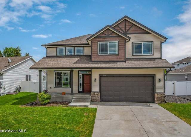 Property at 3316 N Van Winkle St, Post Falls, ID 83854, 4 beds, 2.5 baths