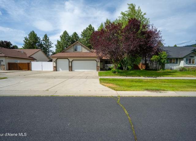 Property at 1571 E Pembrook Dr, Coeur D'alene, ID 83815, 3 beds, 2 baths
