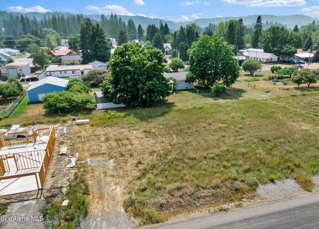 Property at 6816 Selkirk St, Bonners Ferry, ID 83805
