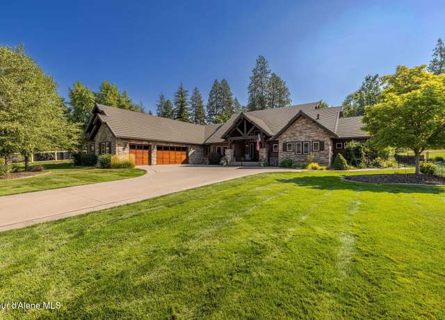 Property at 1560 E Bruin Loop, Hayden, ID 83835, 3 beds, 3.5 baths