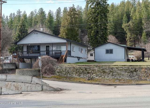 Property at 6413 Comanche St, Bonners Ferry, ID 83805, 3 beds, 2 baths