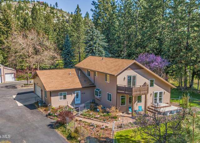 Property at 16691 W Hollister Hills Dr, Hauser, ID 83854, 3 beds, 3 baths