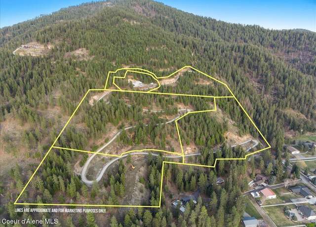 Property at 4095 E Erickson Dr, Dalton Gardens, ID 83815, 5 beds, 3 baths