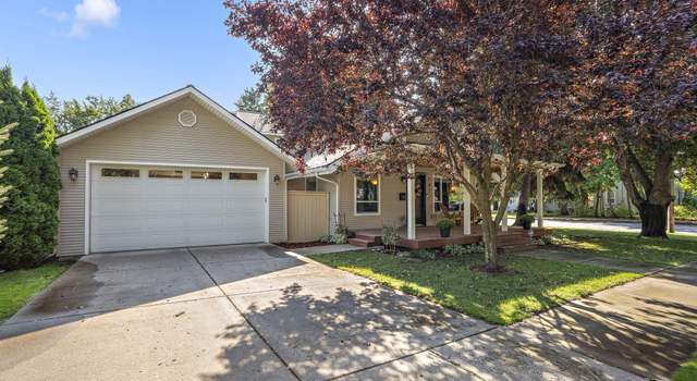Photo of 702 N Government Way, Coeur D'alene, ID 83814