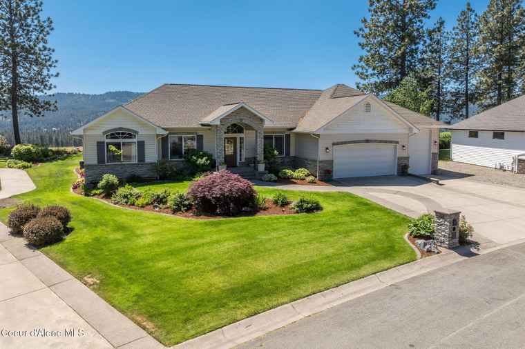 Photo of 620 N Chisholm Ct Post Falls, ID 83854