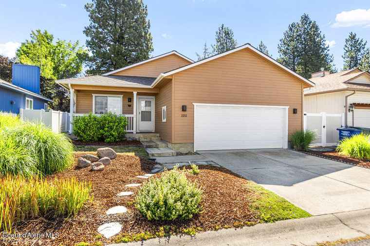 Photo of 2212 N Columbine Ct Post Falls, ID 83854