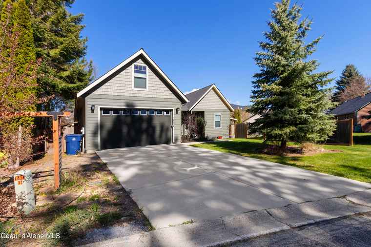 Photo of 2024 Browning Way Sandpoint, ID 83864