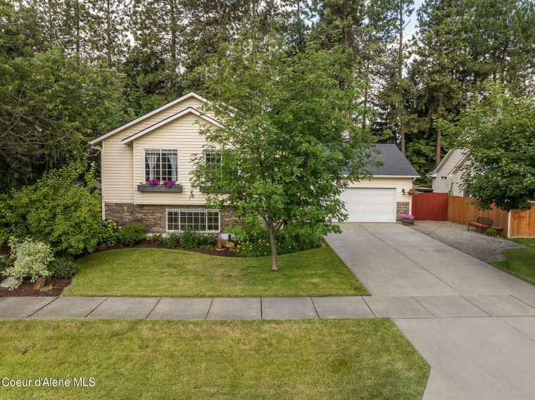 Photo of 7007 N Windy Pines St Coeur d'Alene, ID 83815