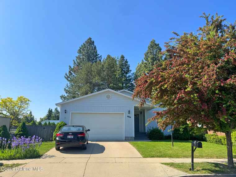 Photo of 1601 Sequoia St Sandpoint, ID 83864