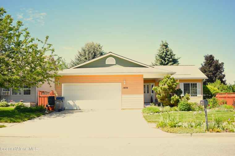 Photo of 1406 Walnut Sandpoint, ID 83864