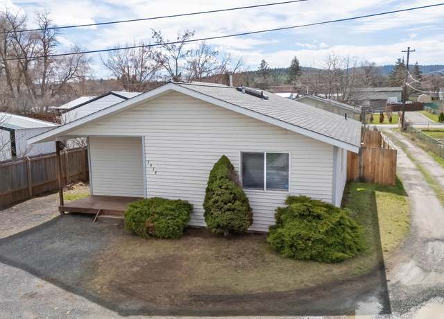 Property at 7919 E Alki Ave, Spokane Valley, WA 99202, 3 beds, 1 bath