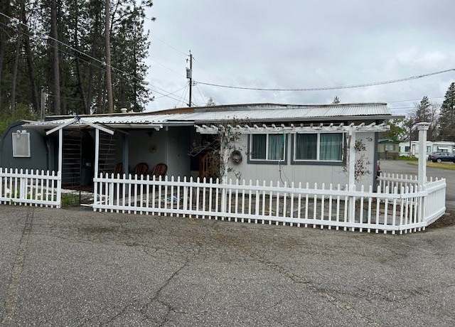 Property at 205 S Park Rd #61, Spokane Valley, WA 99212, 2 beds, 1 bath