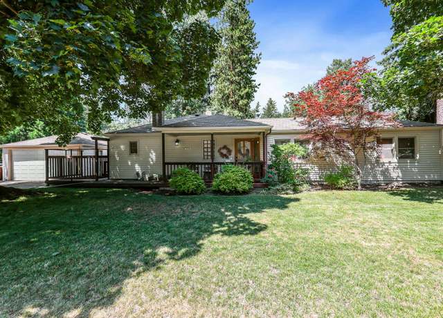 Property at 2433 E Girard Pl, Spokane, WA 99223, 3 beds, 2 baths