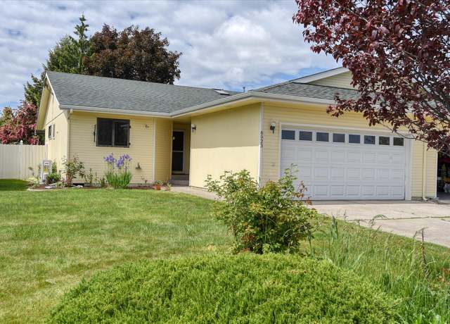 Property at 6923 N Hamilton St #6923, Spokane, WA 99208, 3 beds, 3 baths