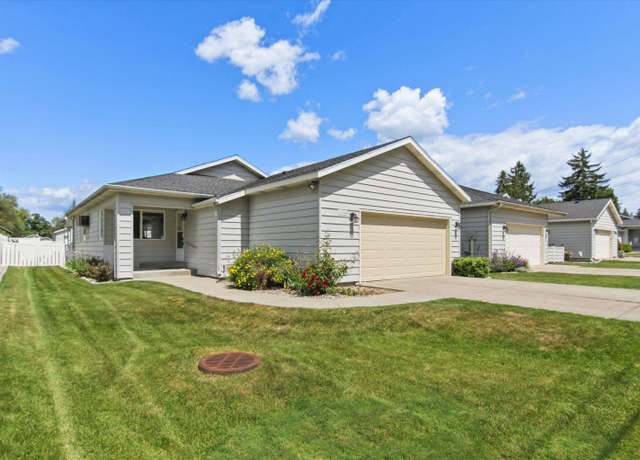 Property at 11103 E Main Ave, Spokane Valley, WA 99206, 3 beds, 2 baths