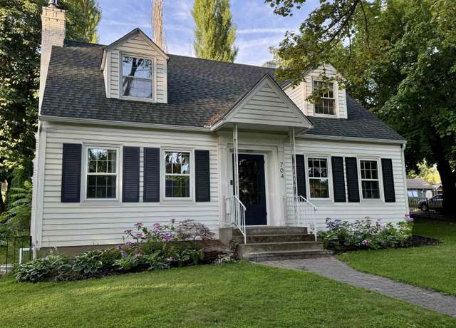 Property at 704 E 20th Ave, Spokane, WA 99203, 4 beds, 3 baths