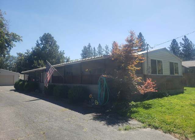 Property at 1007 S Walnut Rd, Spokane, WA 99206, 3 beds, 1 bath