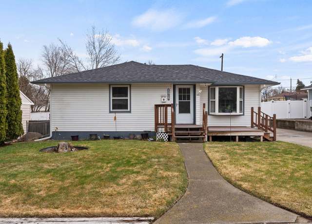 Property at 5916 N Belt St, Spokane, WA 99205, 4 beds, 2 baths