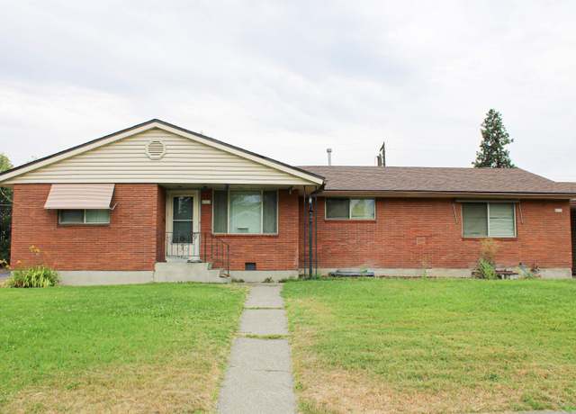 Property at 4703 N Stevens St, Spokane, WA 99205, 1 bed, 2 baths