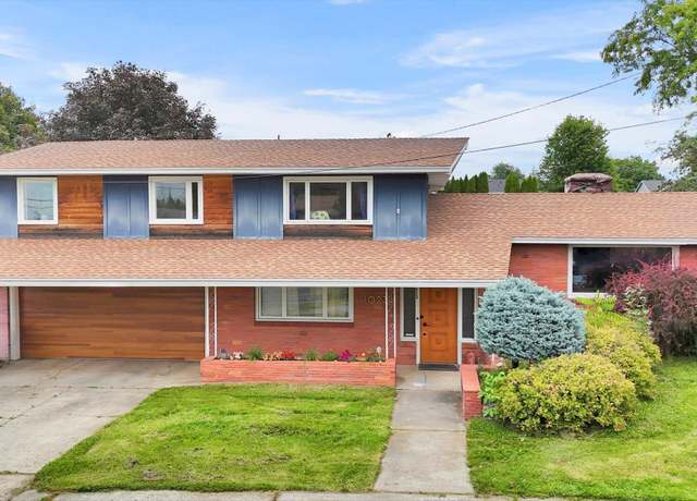 Property at 1023 S Adams St, Spokane Valley, WA 99037, 4 beds, 3 baths
