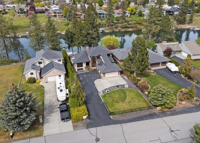 Property at 8407 E South Riverway Ave, Millwood, WA 99212, 5 beds, 4 baths