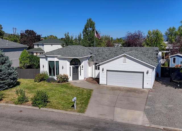 Property at 4318 N Upland Ct, Spokane Valley, WA 99216, 5 beds, 3 baths