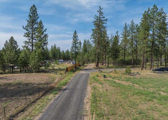 Property at 5123 E Chattaroy Rd, Chattaroy, WA 99003