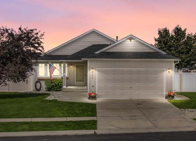 Property at 1613 E 2nd St, Deer Park, WA 99006, 3 beds, 2 baths