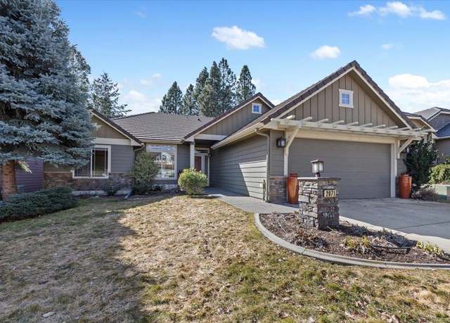 Property at 2071 S Parkwood Cir, Spokane, WA 99223, 3 beds, 2 baths